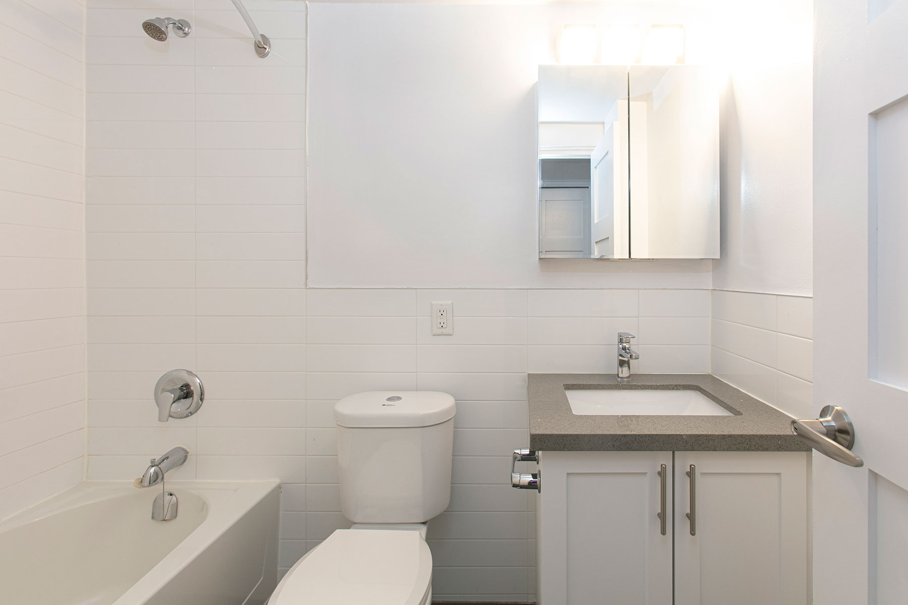 1-Bedroom Apartment